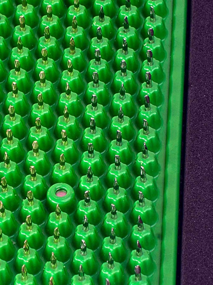 Массажер медицинский "Аппликатор Кузнецова металломагнитный" на мягкой подложке 15х22 см полиметаллический, зеленый оригинал